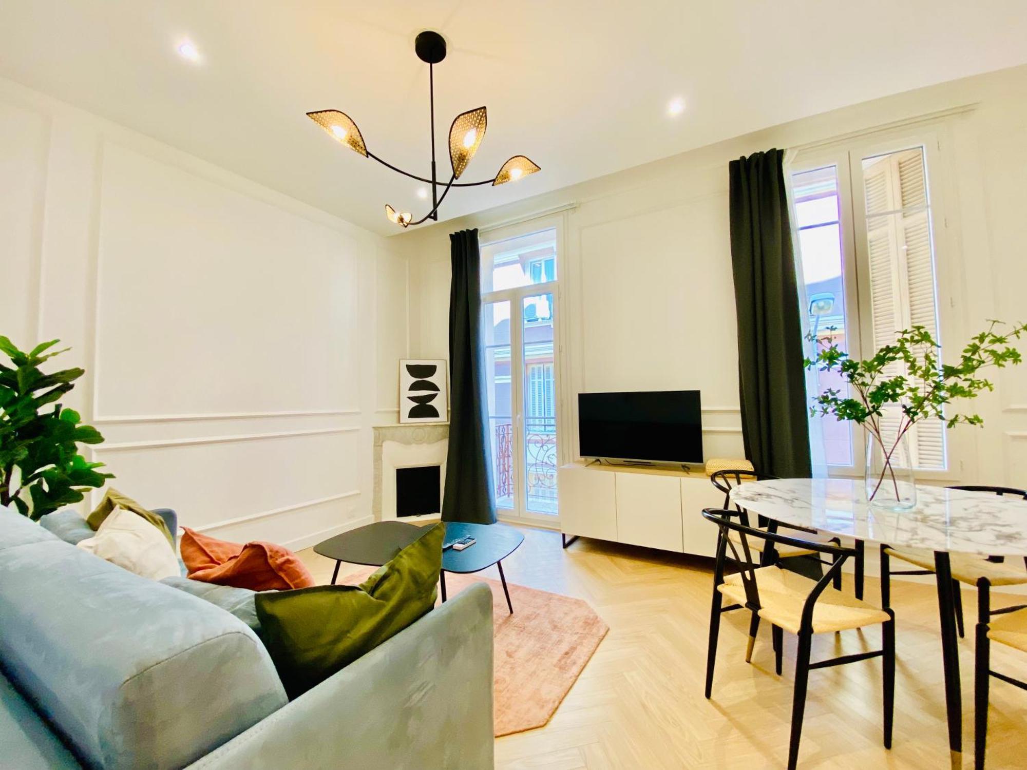 Newly Renovated Apartment With Balcony, Ac, Fiber Internet Monte Carlo Exterior photo