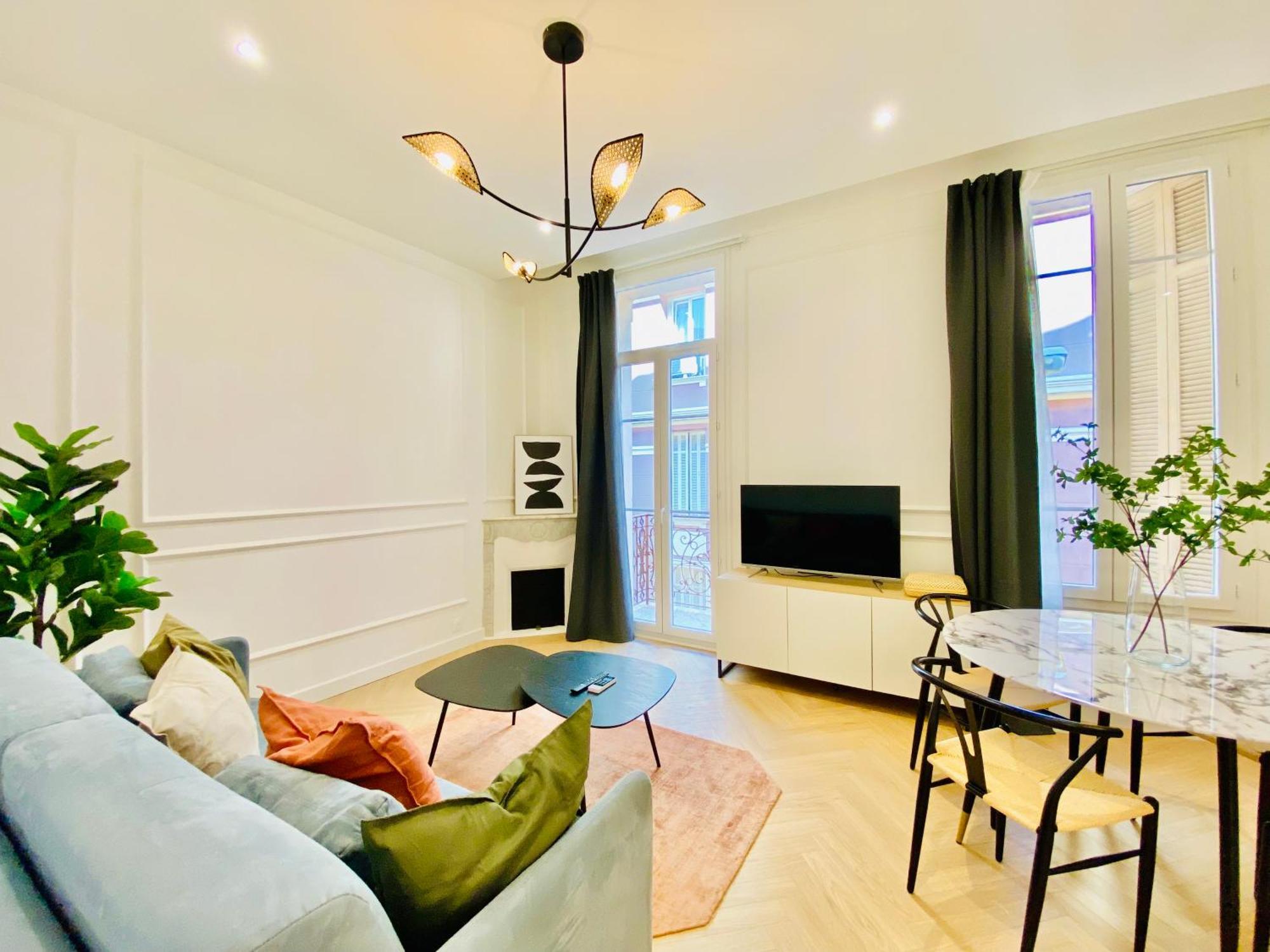 Newly Renovated Apartment With Balcony, Ac, Fiber Internet Monte Carlo Exterior photo